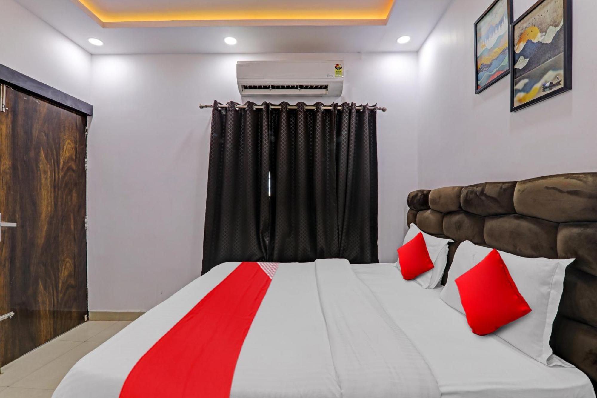 Oyo Flagship 81064 Chaudhary In Hotell Gorakhpur Exteriör bild